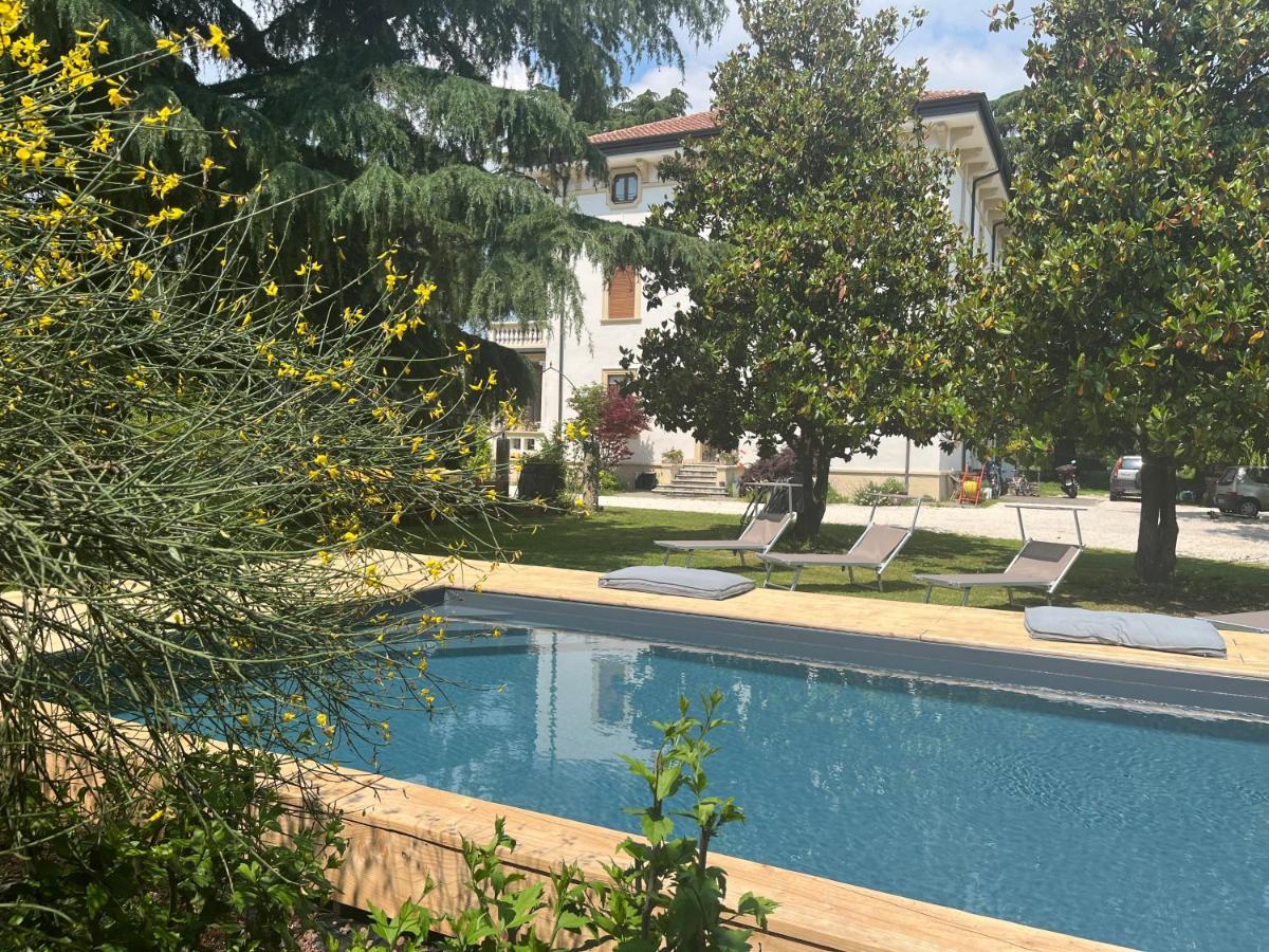Il Bozzolo Eco Boutique Apartments Valeggio sul Mincio Exteriör bild