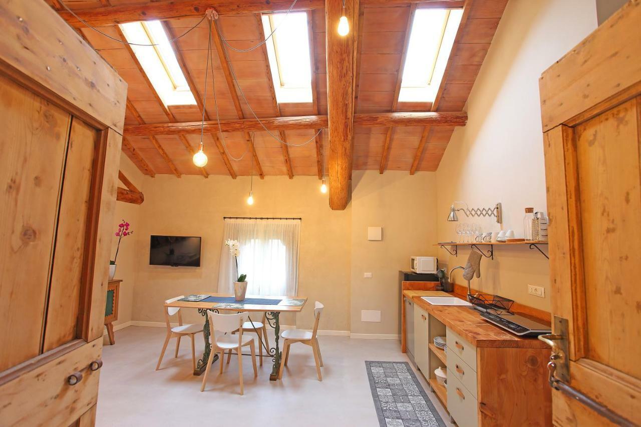 Il Bozzolo Eco Boutique Apartments Valeggio sul Mincio Exteriör bild