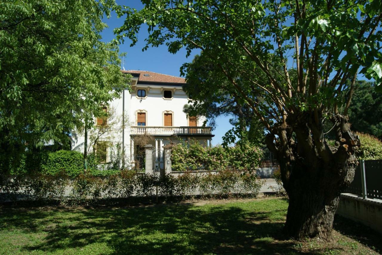 Il Bozzolo Eco Boutique Apartments Valeggio sul Mincio Exteriör bild