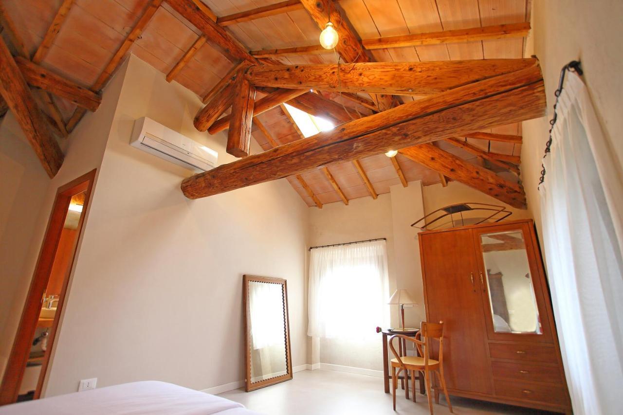 Il Bozzolo Eco Boutique Apartments Valeggio sul Mincio Exteriör bild